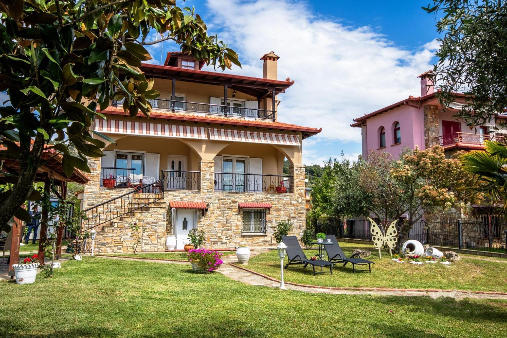 Private 6-Bdrm Villa With Garden 150M To Beach Парадісос Екстер'єр фото